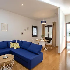 peaceful-lovely-apartment-in-city-center.es-andalucia.com/
